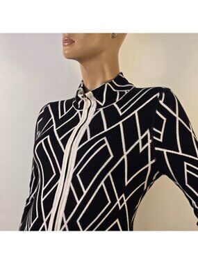 Geometric Back And White Full Zip Sweater Women Size S No Tags